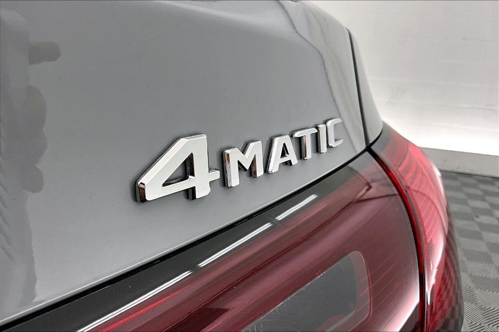 new 2025 Mercedes-Benz GLC 300 car, priced at $67,285