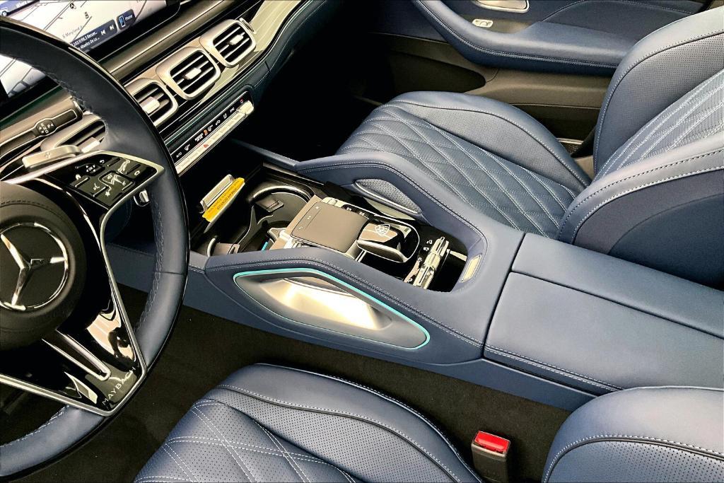 new 2025 Mercedes-Benz Maybach GLS 600 car, priced at $205,895