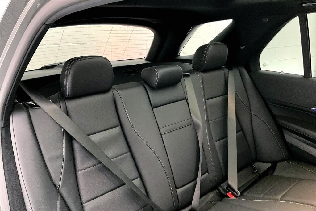new 2026 Mercedes-Benz GLE 450 car, priced at $79,700