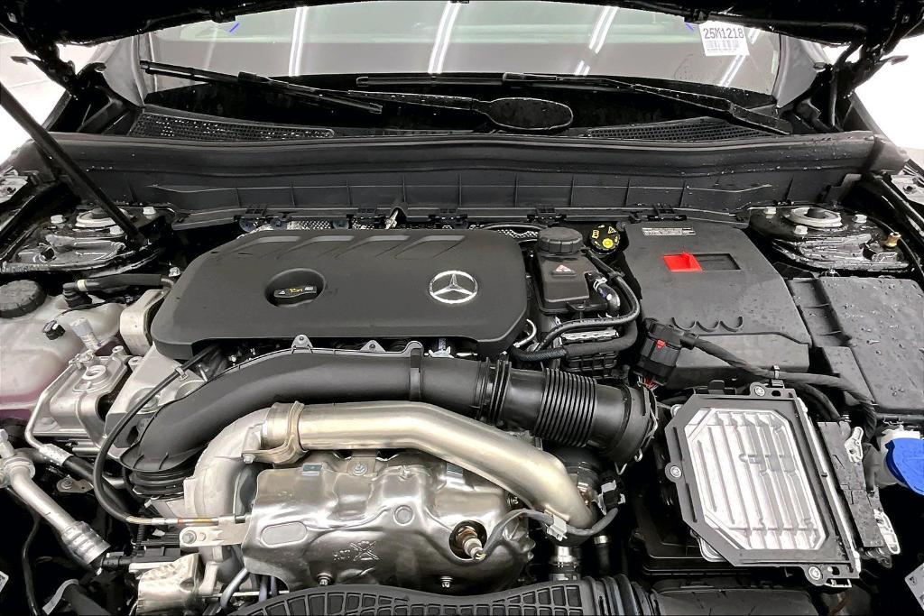 new 2025 Mercedes-Benz GLB 250 car, priced at $47,145