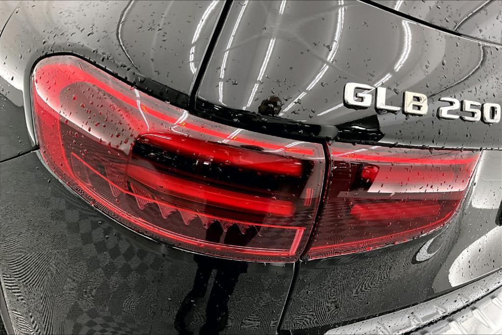 new 2025 Mercedes-Benz GLB 250 car, priced at $47,145