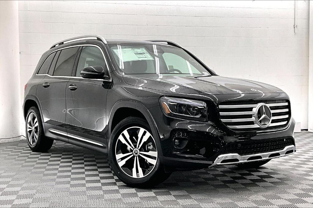 new 2025 Mercedes-Benz GLB 250 car, priced at $47,145
