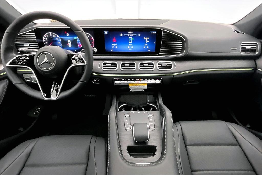 new 2025 Mercedes-Benz GLE 450 car, priced at $80,960