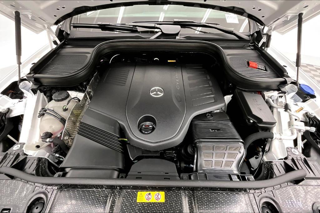 new 2025 Mercedes-Benz GLE 450 car, priced at $80,960