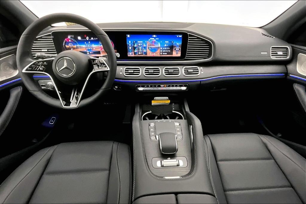 new 2025 Mercedes-Benz GLS 450 car, priced at $91,945