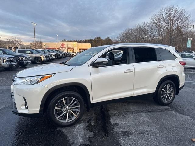 used 2019 Toyota Highlander car, priced at $30,871