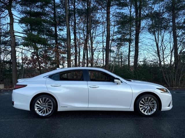 used 2020 Lexus ES 300h car, priced at $35,698