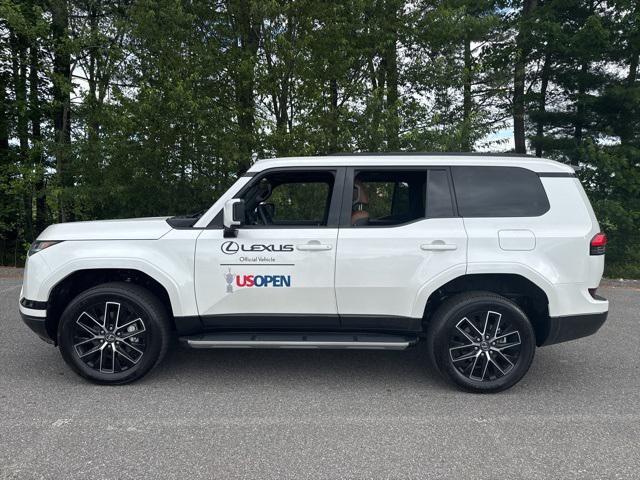 new 2025 Lexus GX 550 car, priced at $73,265