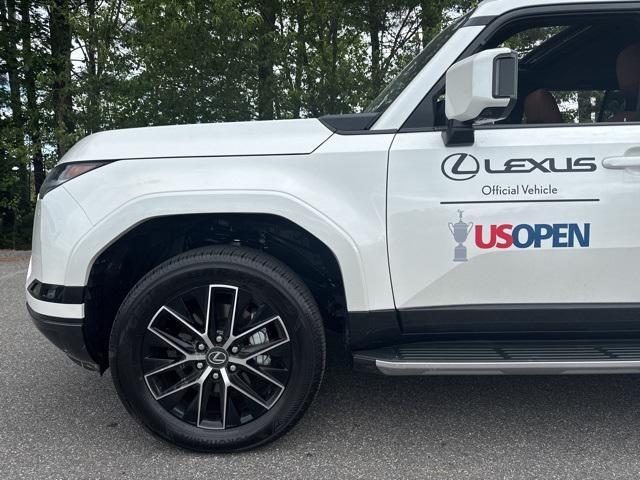new 2025 Lexus GX 550 car, priced at $73,265