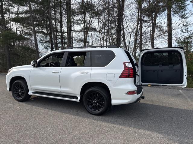 used 2022 Lexus GX 460 car, priced at $41,395