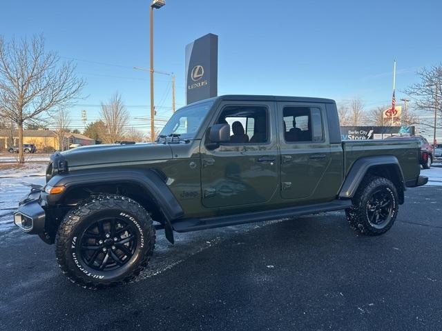 used 2022 Jeep Gladiator car, priced at $33,651