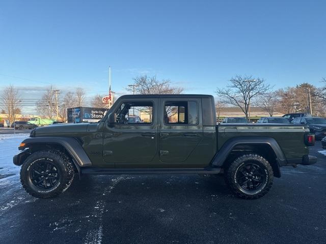 used 2022 Jeep Gladiator car, priced at $33,651