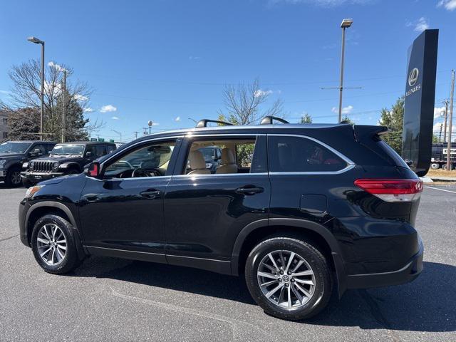 used 2019 Toyota Highlander car, priced at $24,494