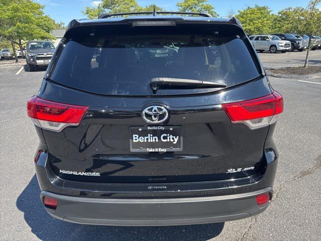 used 2019 Toyota Highlander car, priced at $24,494