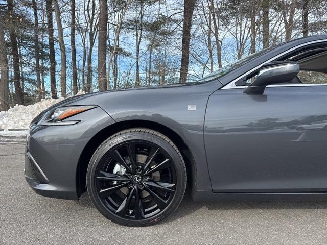 new 2025 Lexus ES 350 car, priced at $54,089