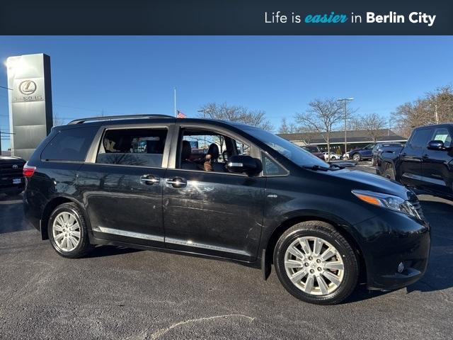 used 2017 Toyota Sienna car, priced at $26,272