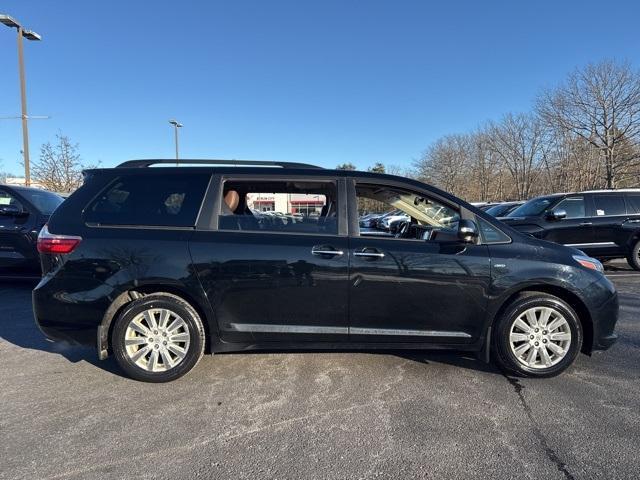 used 2017 Toyota Sienna car, priced at $26,272