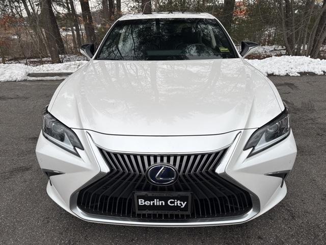 used 2020 Lexus ES 300h car, priced at $29,690