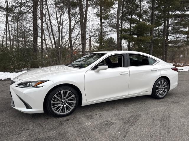 used 2020 Lexus ES 300h car, priced at $29,690