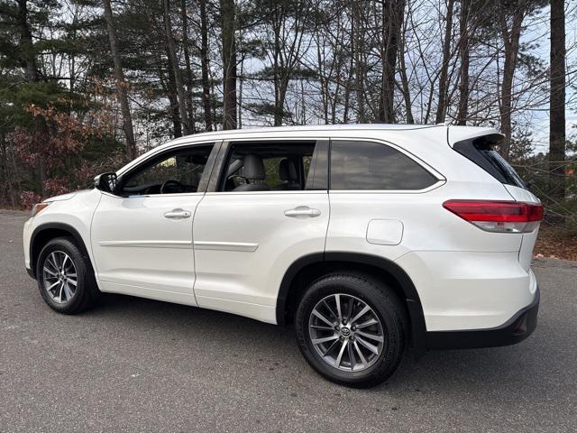 used 2017 Toyota Highlander car, priced at $22,643