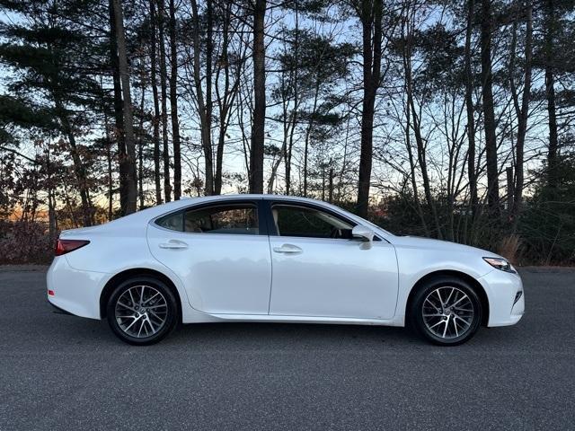 used 2016 Lexus ES 350 car, priced at $19,998