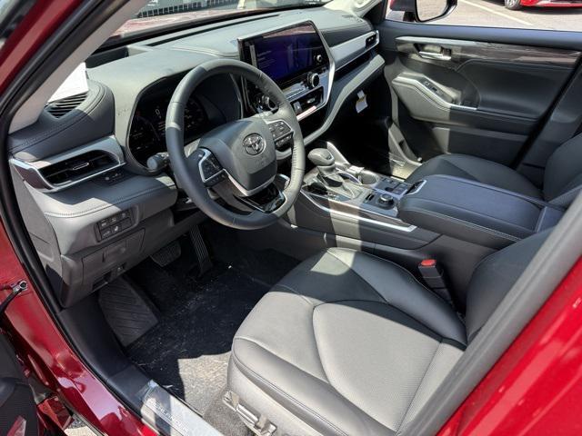 new 2025 Toyota Highlander car, priced at $54,878