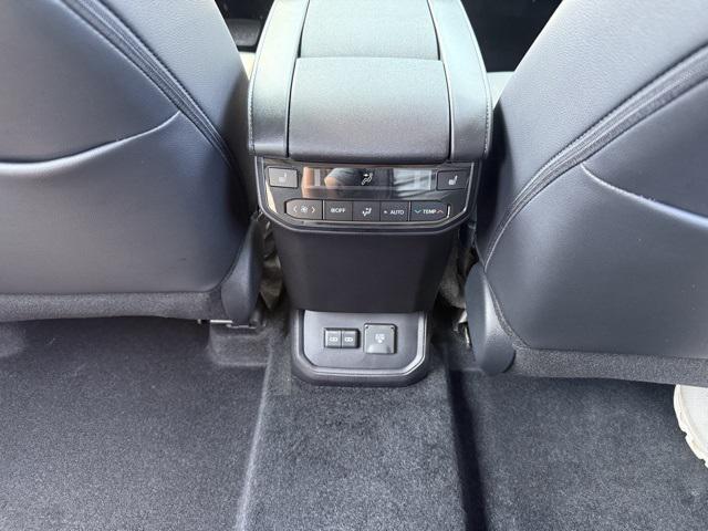 new 2025 Toyota Highlander car, priced at $54,878