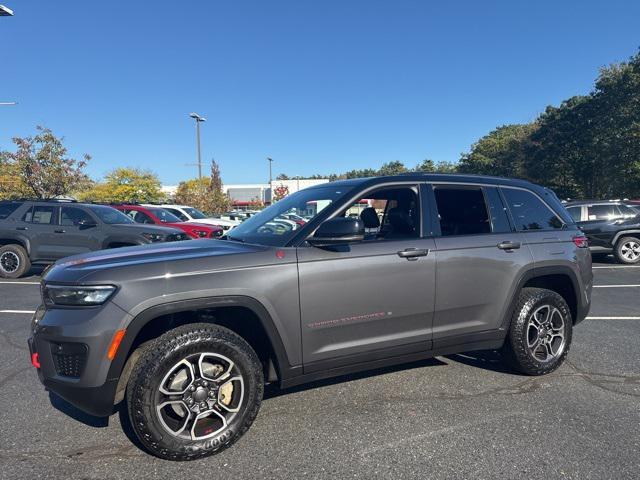 used 2022 Jeep Grand Cherokee car, priced at $31,733