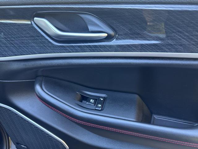 used 2022 Jeep Grand Cherokee car, priced at $31,733