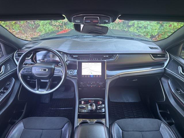 used 2022 Jeep Grand Cherokee car, priced at $31,733