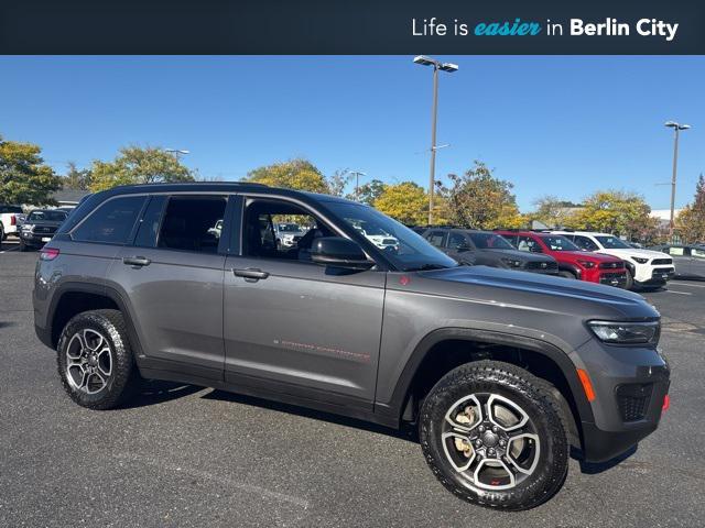used 2022 Jeep Grand Cherokee car, priced at $31,733