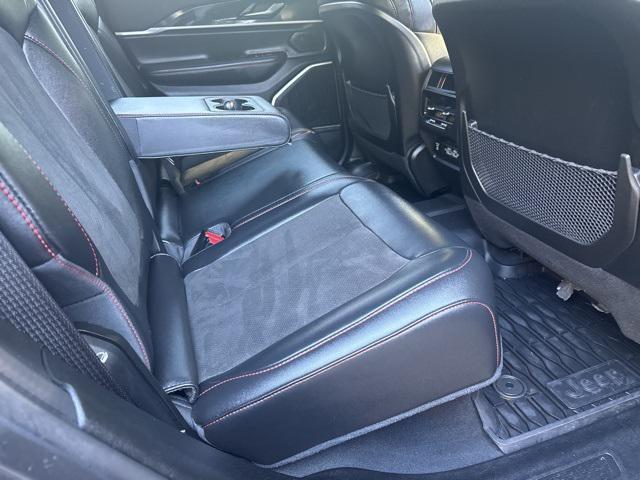 used 2022 Jeep Grand Cherokee car, priced at $31,733