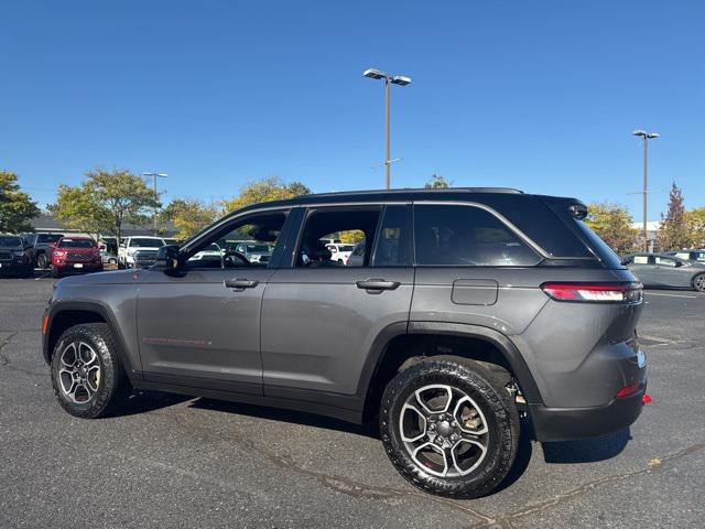 used 2022 Jeep Grand Cherokee car, priced at $31,733
