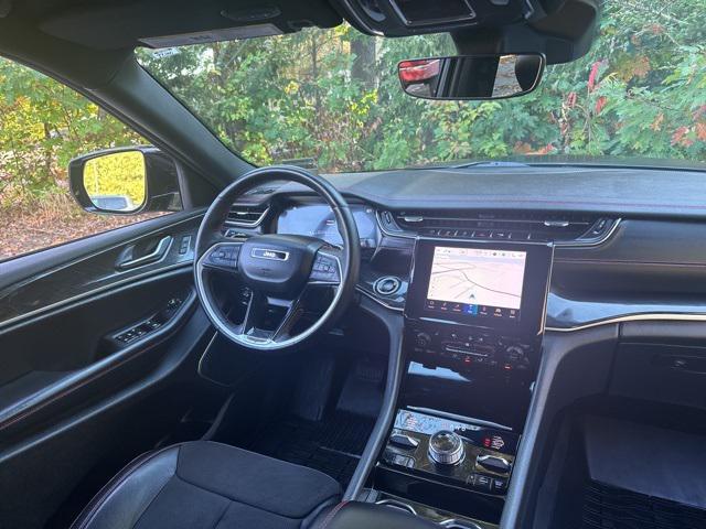 used 2022 Jeep Grand Cherokee car, priced at $31,733