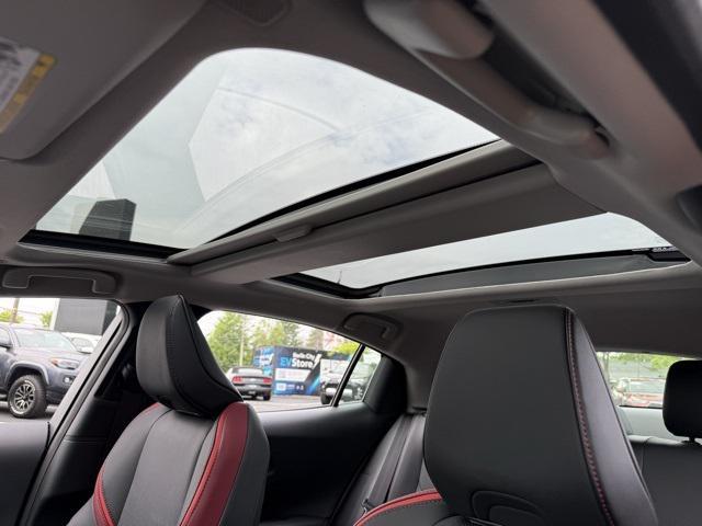 new 2025 Toyota Prius car, priced at $40,428