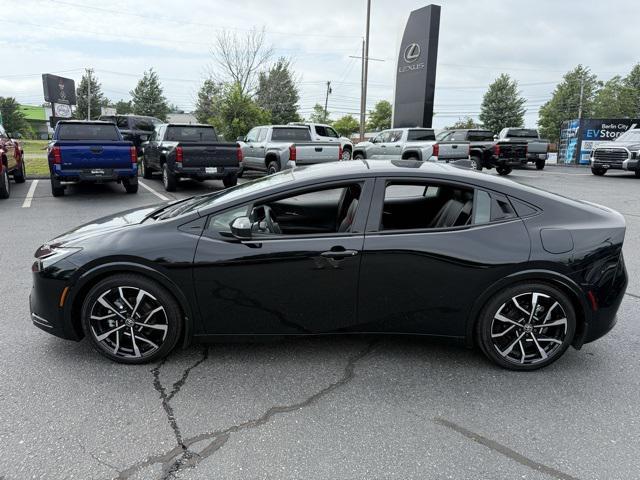 new 2025 Toyota Prius Plug-In Hybrid car, priced at $44,363