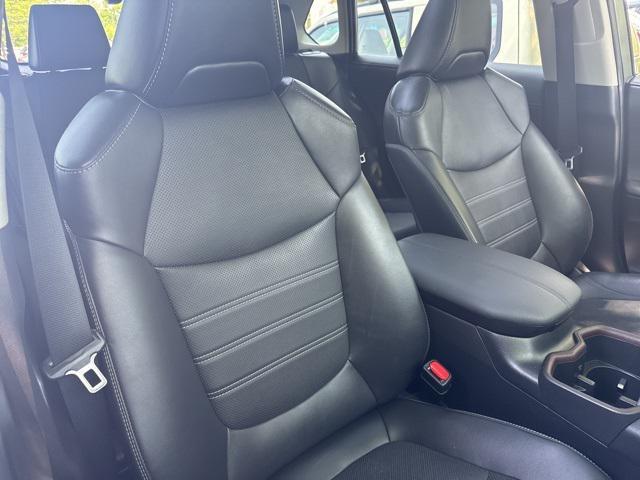used 2022 Toyota RAV4 Hybrid car, priced at $33,088