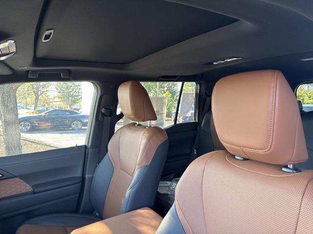 new 2025 Lexus GX 550 car, priced at $75,281