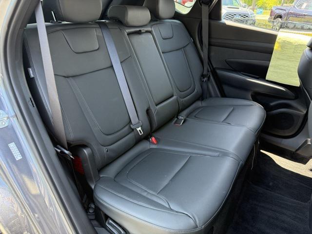 used 2025 Hyundai TUCSON Hybrid car, priced at $33,294