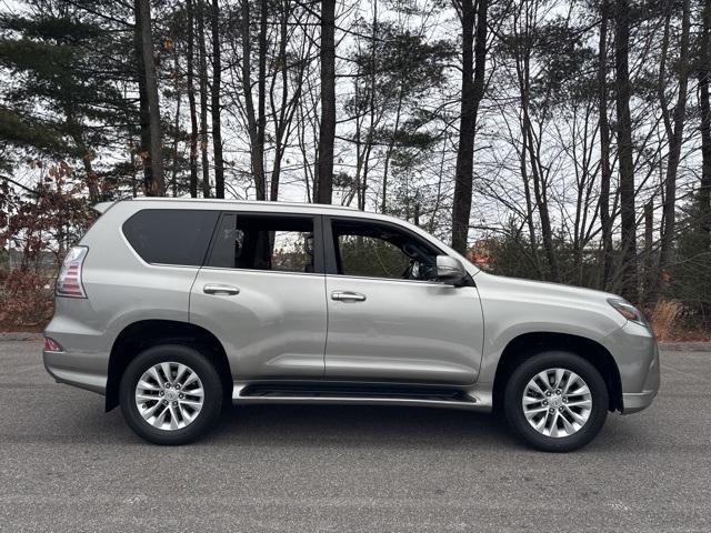 used 2022 Lexus GX 460 car, priced at $53,948