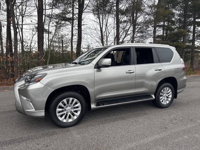 used 2022 Lexus GX 460 car, priced at $53,948