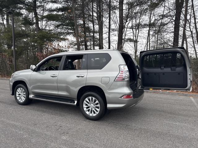 used 2022 Lexus GX 460 car, priced at $53,948