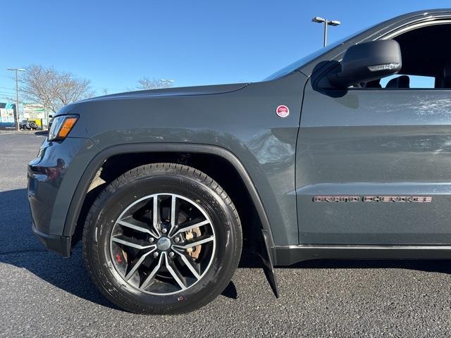 used 2017 Jeep Grand Cherokee car, priced at $21,795