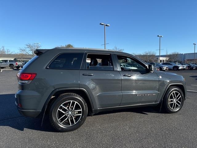 used 2017 Jeep Grand Cherokee car, priced at $21,795