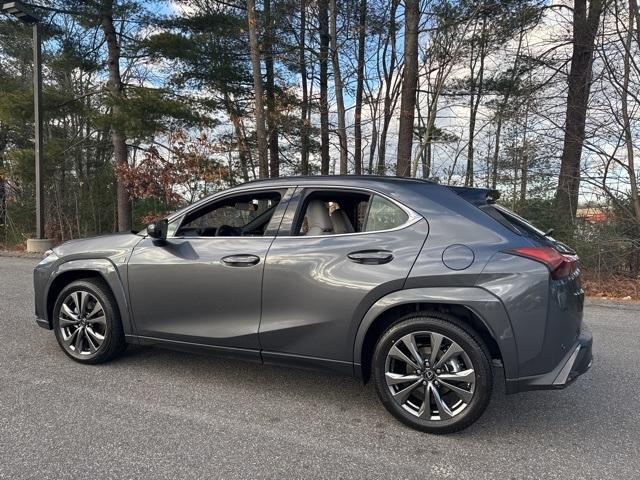 new 2025 Lexus UX 300h car, priced at $45,289