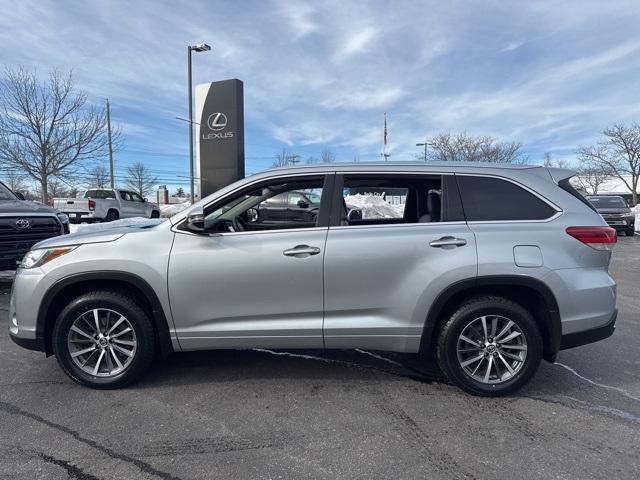 used 2018 Toyota Highlander car, priced at $25,129