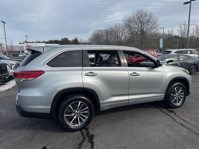 used 2018 Toyota Highlander car, priced at $25,129