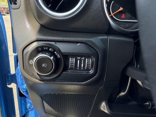 used 2022 Jeep Wrangler Unlimited car, priced at $35,598