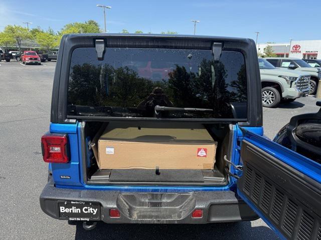 used 2022 Jeep Wrangler Unlimited car, priced at $35,598