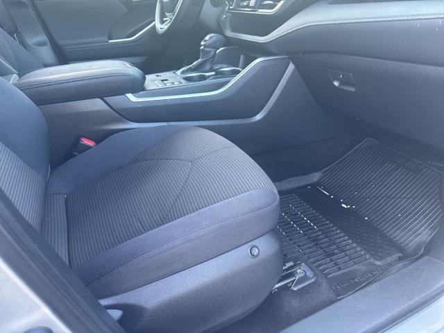 used 2023 Toyota Highlander car, priced at $32,790